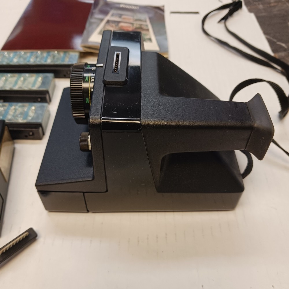 Polaroid Land Camera Pronto! with Strap Untested WITH Flashbar and Kalimar Flash