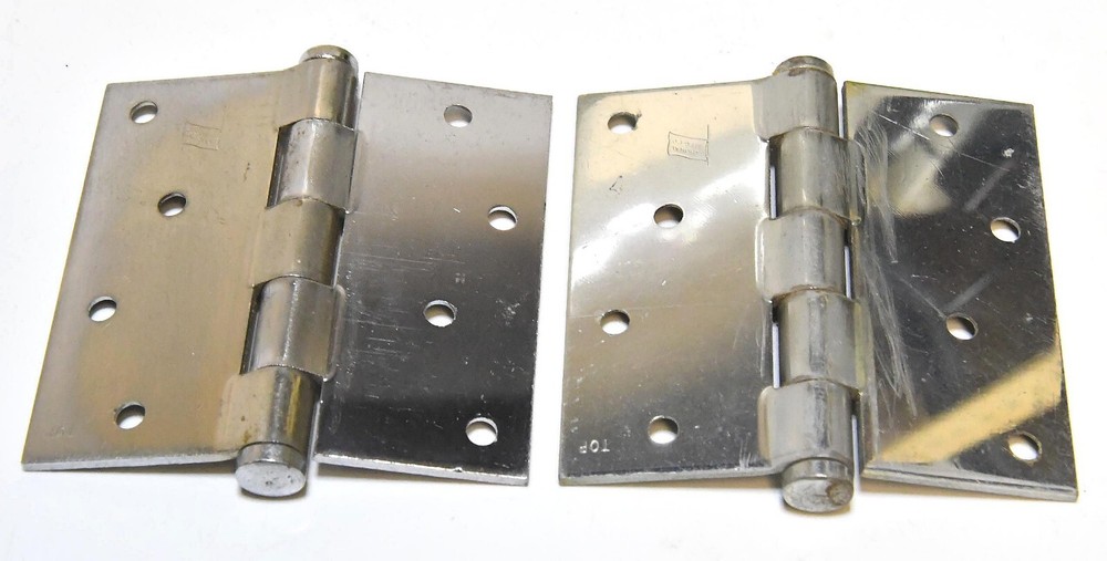 2 MATCHING NATIONAL HINGES 4 x 4
