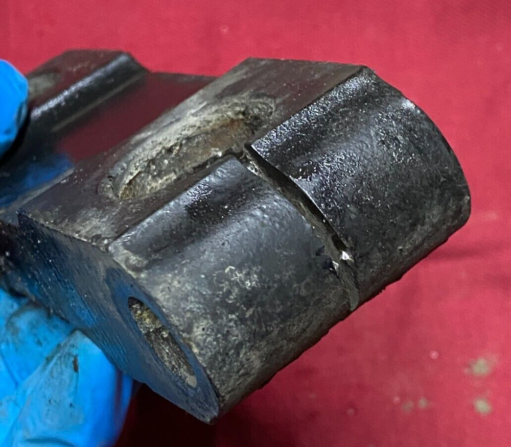PETERBILT LEAF SPRING SHACKLE, SIDE BAR B20-1007, A228-13,
