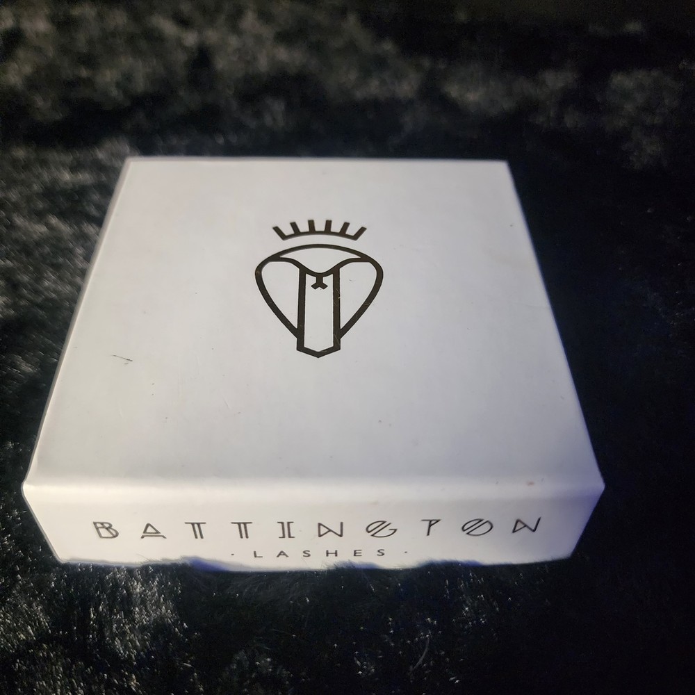Baddington 3D Silk Lashes NIB