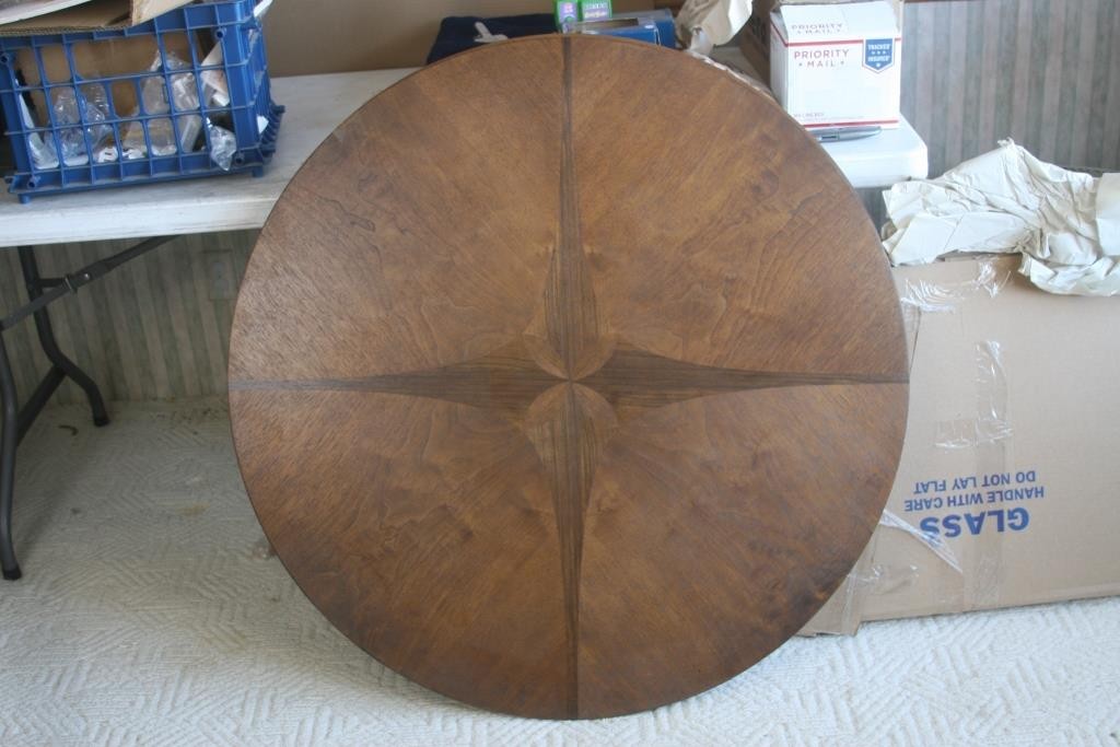 Broyhill Brasilia Cathedral  Round Table Top (6150-14)