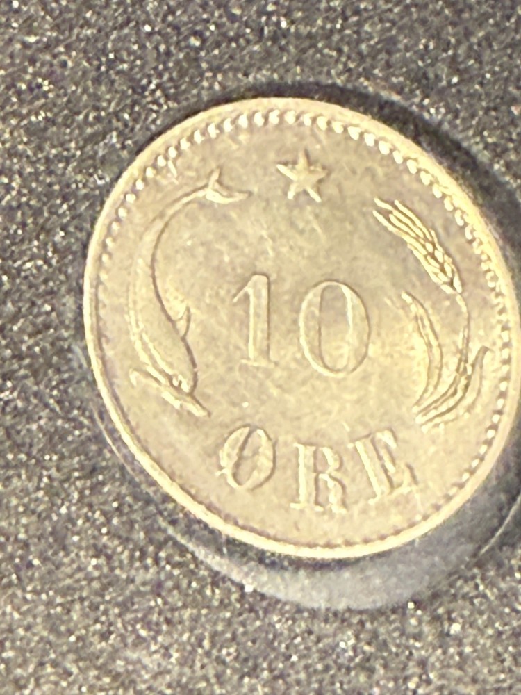 1882 10 Ore Denmark- beautifully toned
