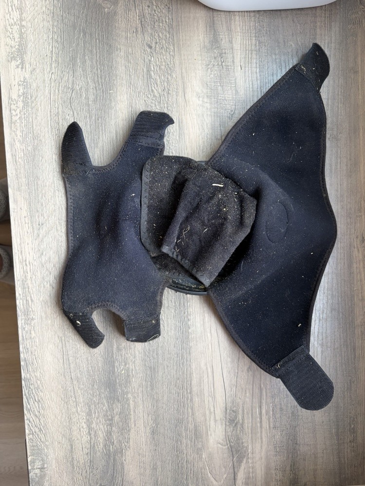 Ice Horse Big Black Boot -Medium