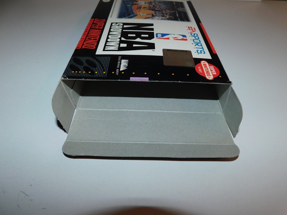 AUTHENTIC Nintendo SNES 1993 EA NBA SHOWDOWN ~ BOX ONLY ~ GREAT CONDITION!