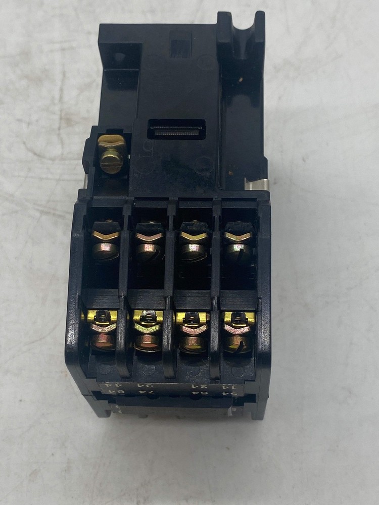 Danfoss 37B0160 Type CH6 6A Contactor (Open Box)