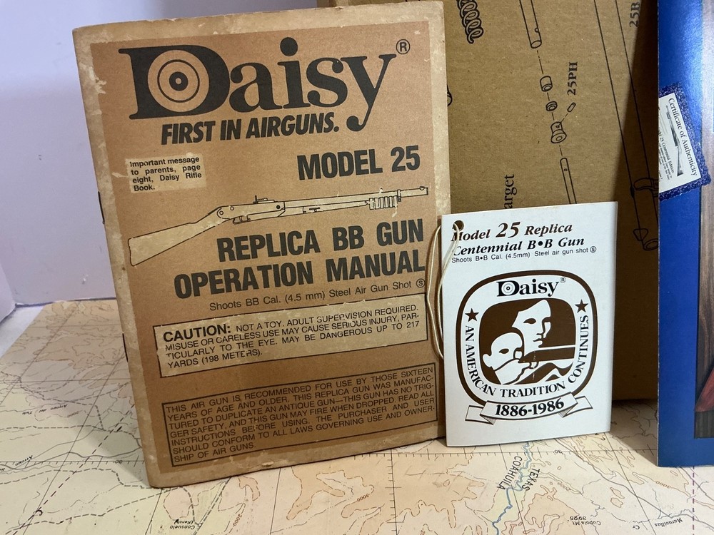 EXTREMELY RARE DAISY - MODEL 25 - BB GUN box & papers