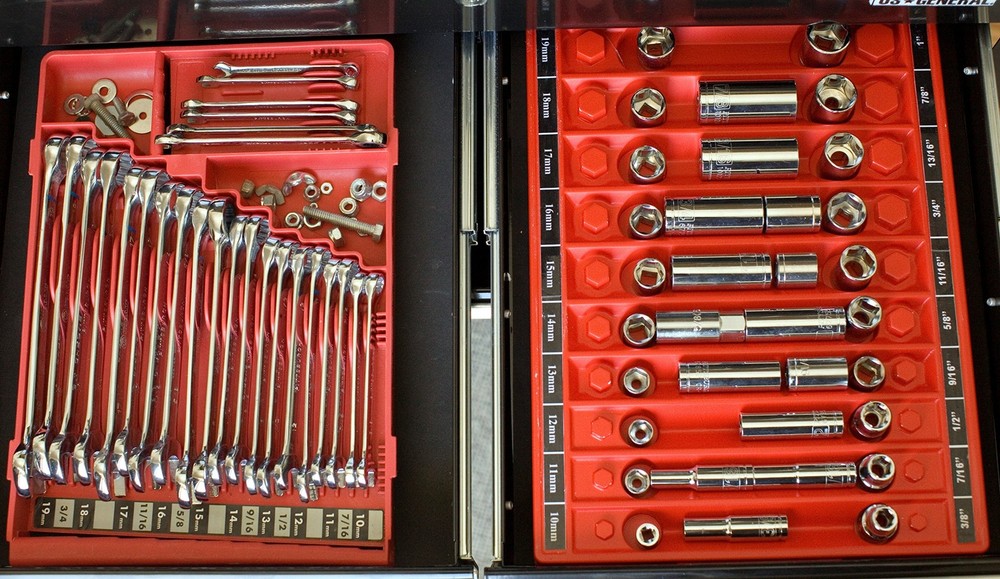 Wrench Organizer - Red