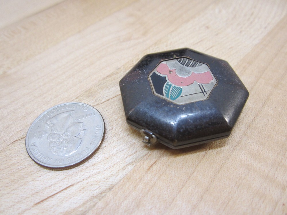 Vintage Seventeen Colgate Blush Tin Compact