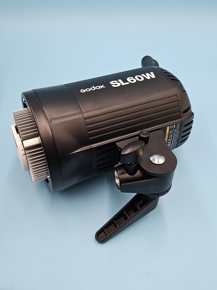 Godox SL60W 60W LED Video Light Studio Continuous Light - Nice Condition