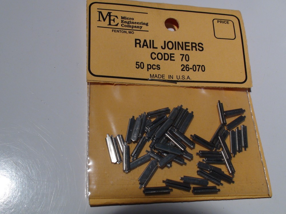 MICRO ENGINEERING #26-070 RAIL JOINERS HO CODE 70 - 50 PCS BIGDISCOUNTTRAINS