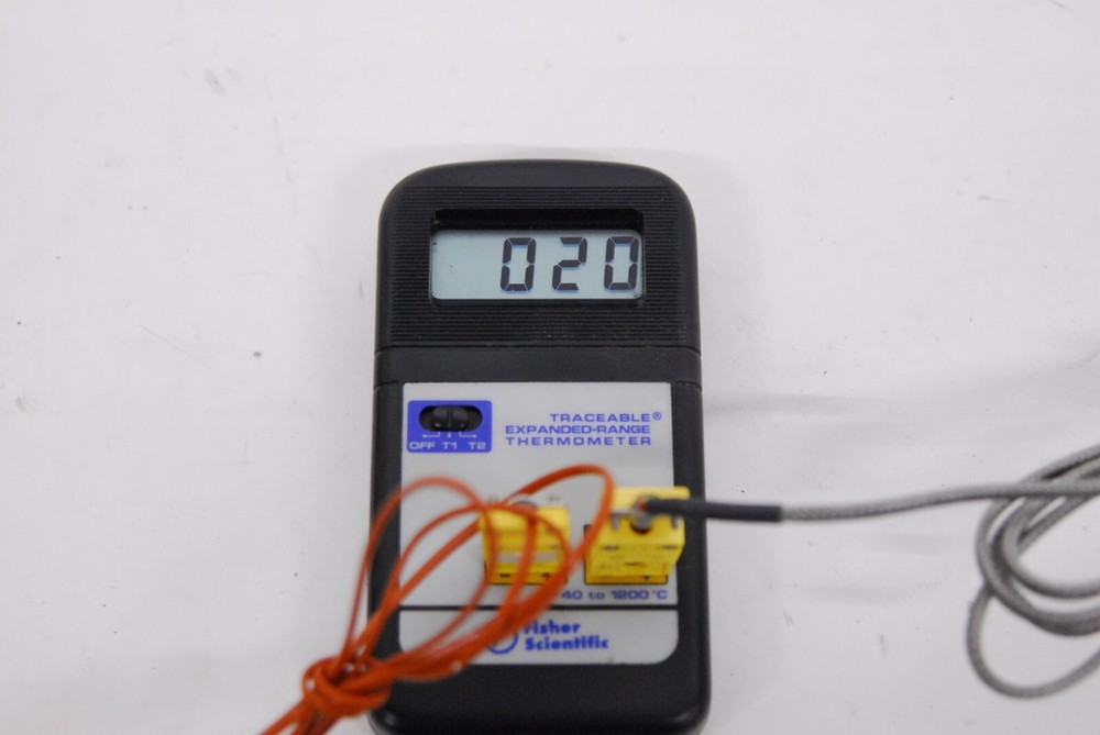Fisher Scientific 15-077-11 Traceable Expanded-Range Thermometer - TESTED