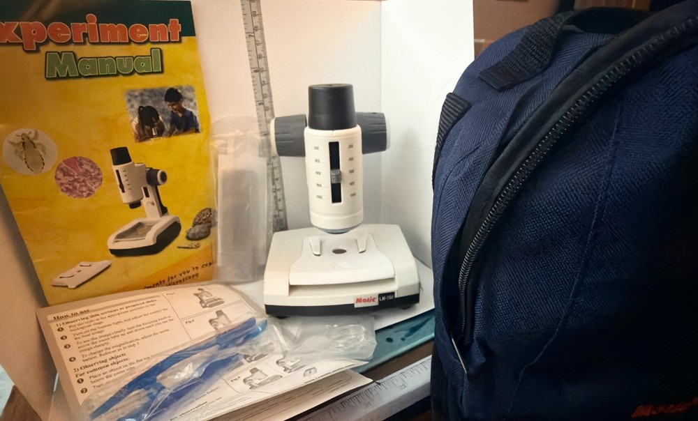 Motic LM-100 Microscope Kit WORKING w Case Sample Slides Tools Student Lab Set