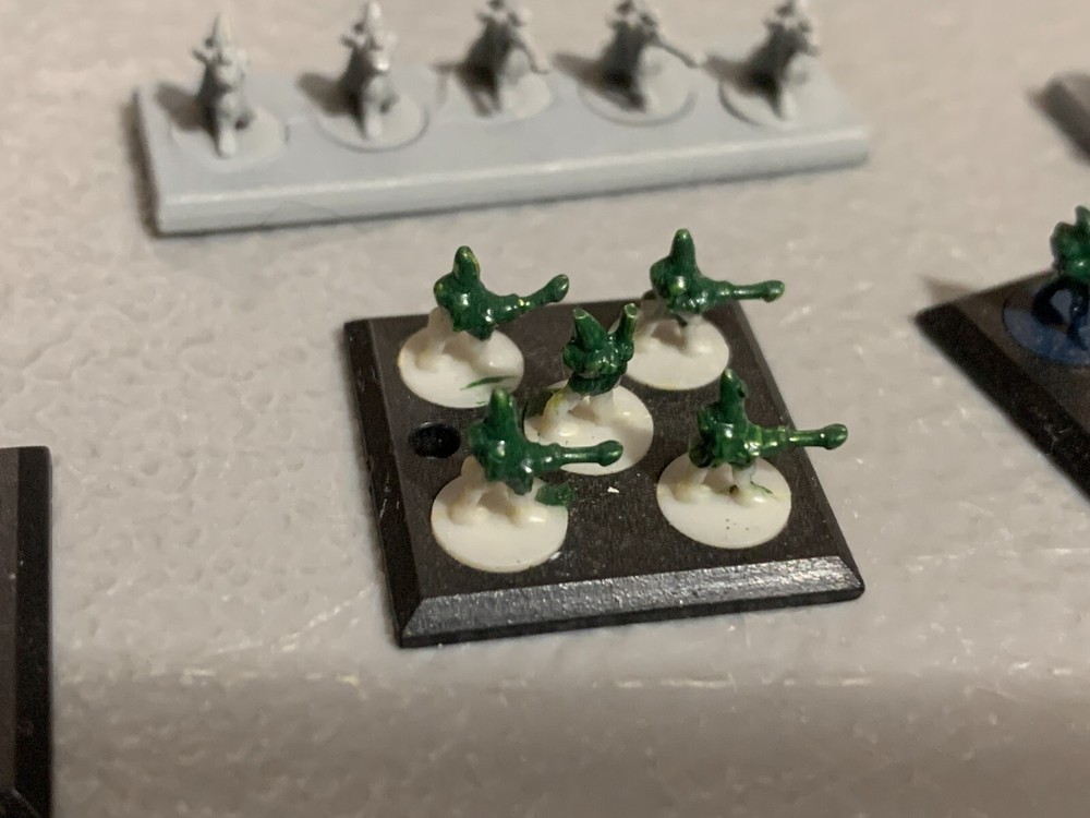 A11351 EPIC WARHAMMER 40K ELDAR CRAFTWORLDS BROKEN LOT