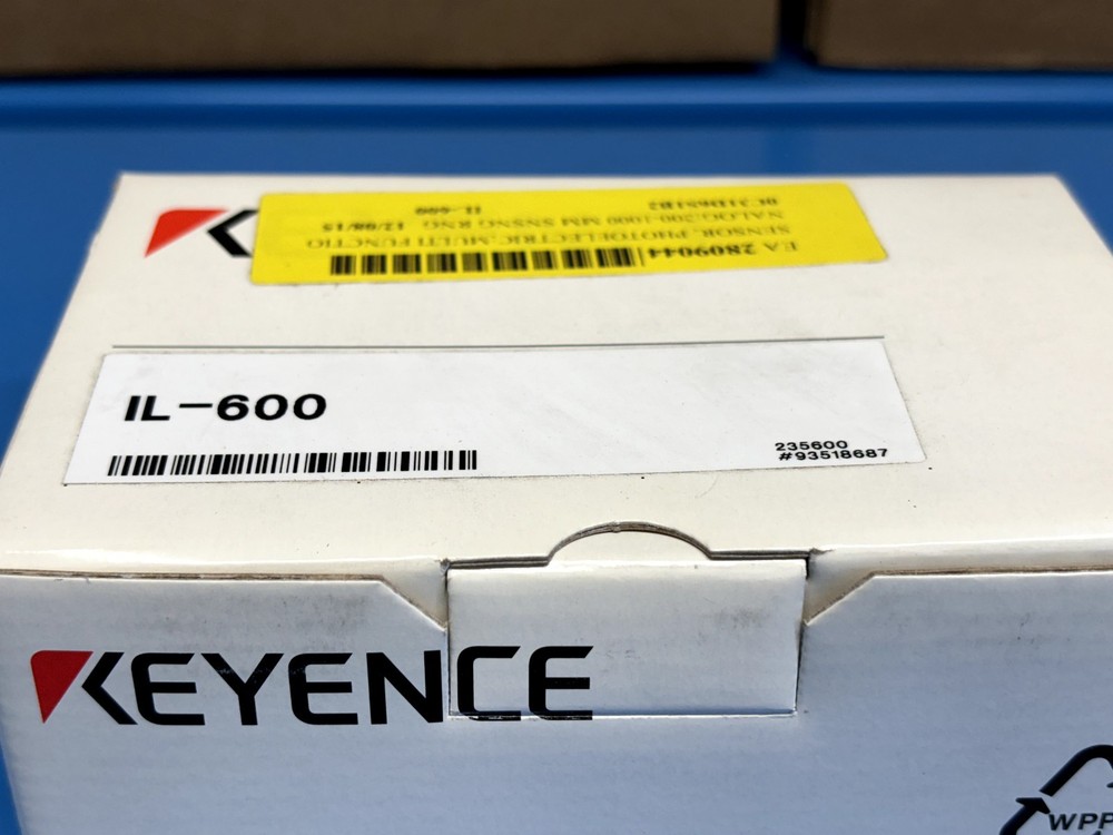 NEW - Keyence IL-600 Laser Application Sensor Head IL600