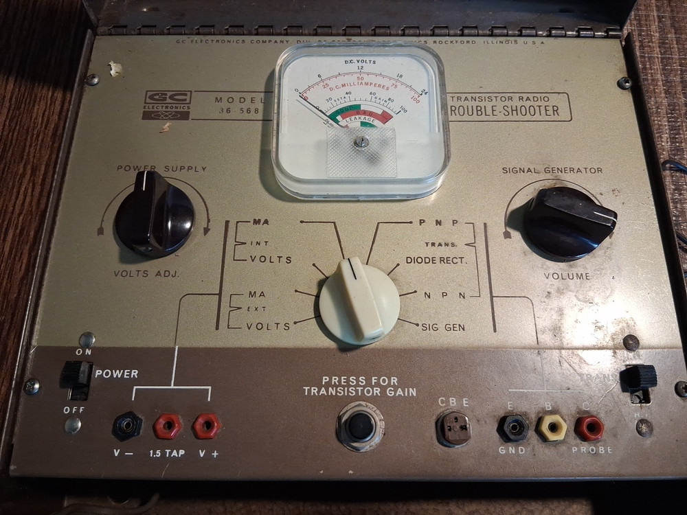 GC Electronics Model No. 36-568 Transistor Tester - Powers On -