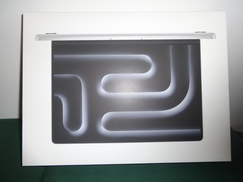 5 Apple Empty Box: Just Boxes No Products