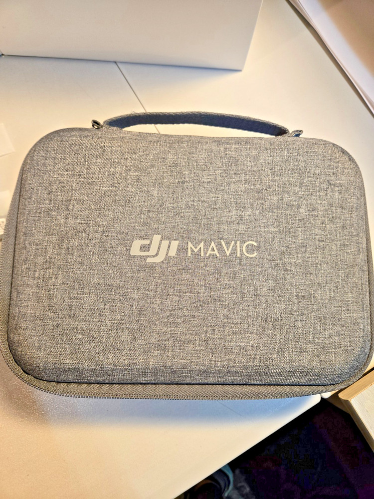 DJI Magic Mini 1 Fly More Combo-3 Batteries