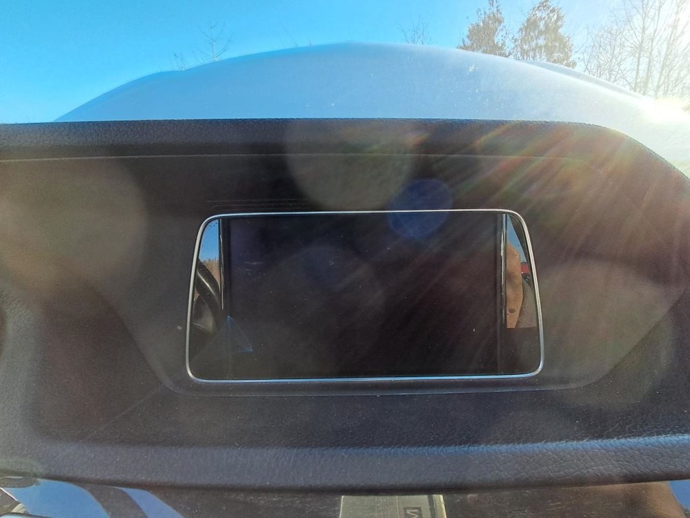 2014 Mercedes E-Class E300D Radio Screen Display OEM Used Reprogram Needed