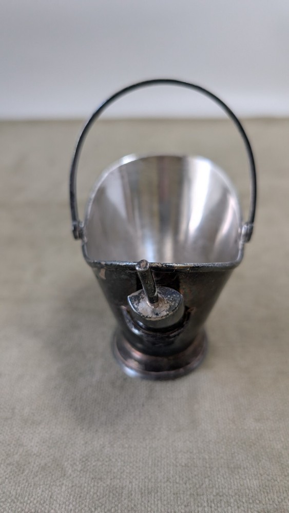 Vintage silver platted sugar dish with small scoop