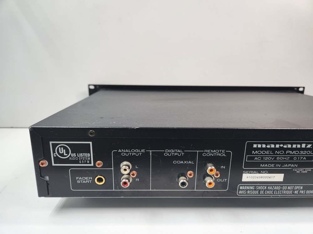 Marantz Professional Compact Disc Player PMD320 *Working* Mountable