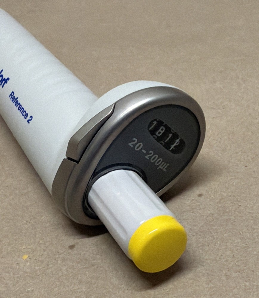 Eppendorf Reference 2 Manual Pipette Single 20-200 µL