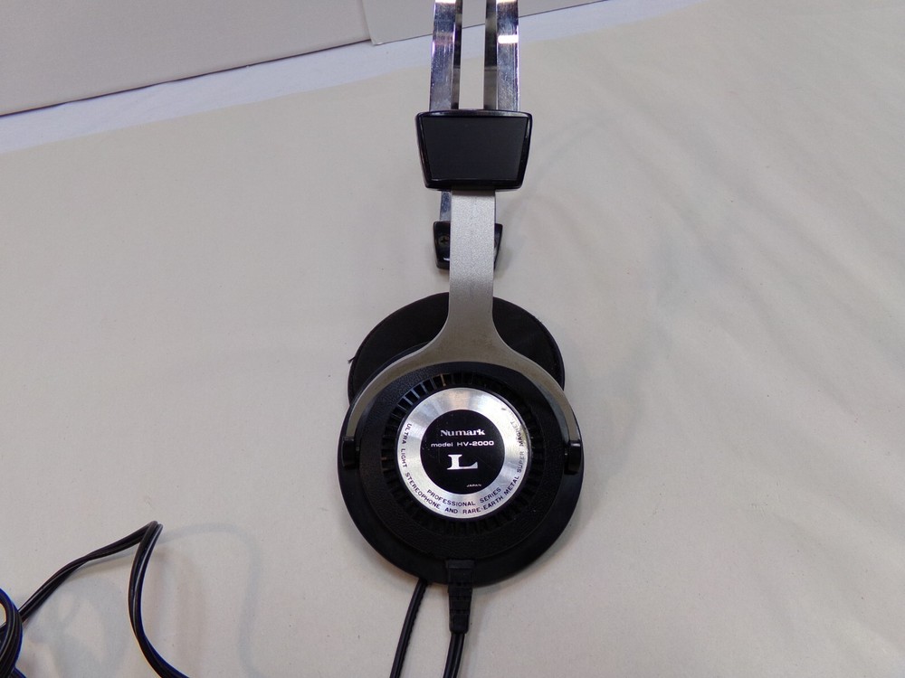 Numark HV-2000 Headphones