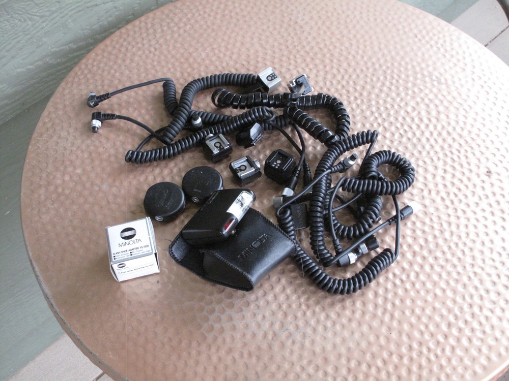 Minolta off camera flash cords and shoes