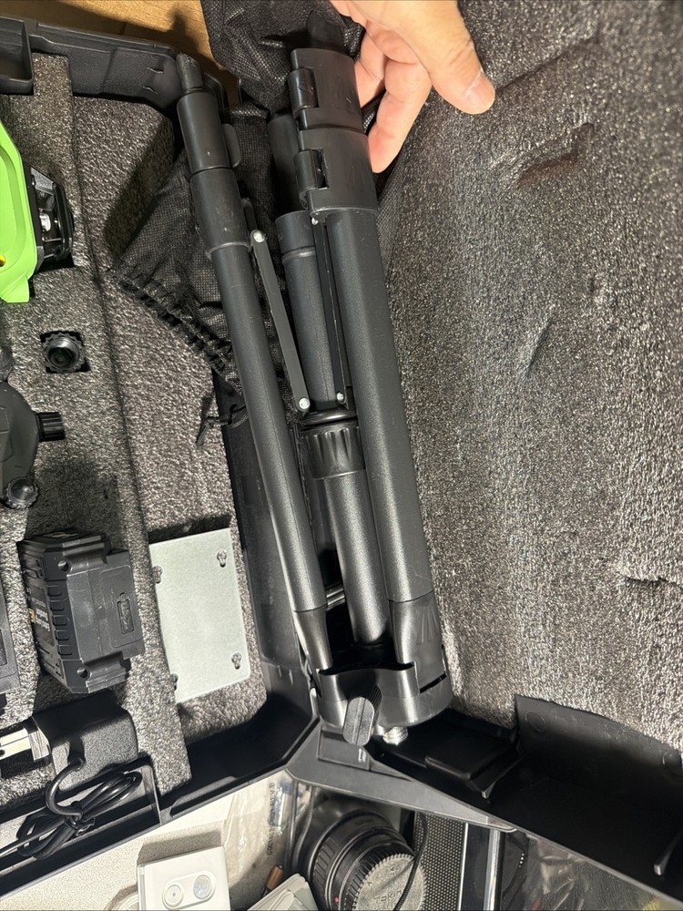 Laser Level with Tripod, 4x360° Self Leveling ±4° Laser Level, Remote Control