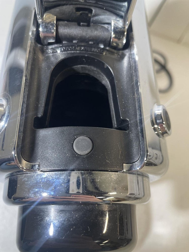 Nespresso CitiZ Espresso Machine by De'Longhi, Chrome *read description*