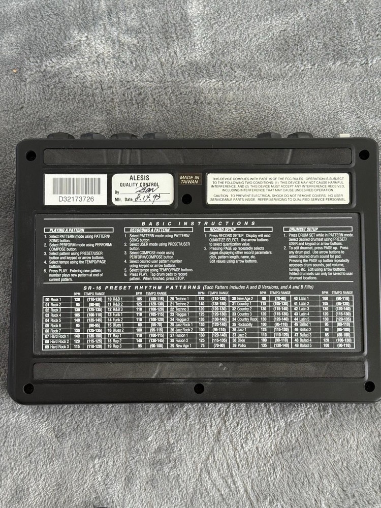 ALESIS SA-16 Drum Machine Rhythm Composer Tested Working Good Condition