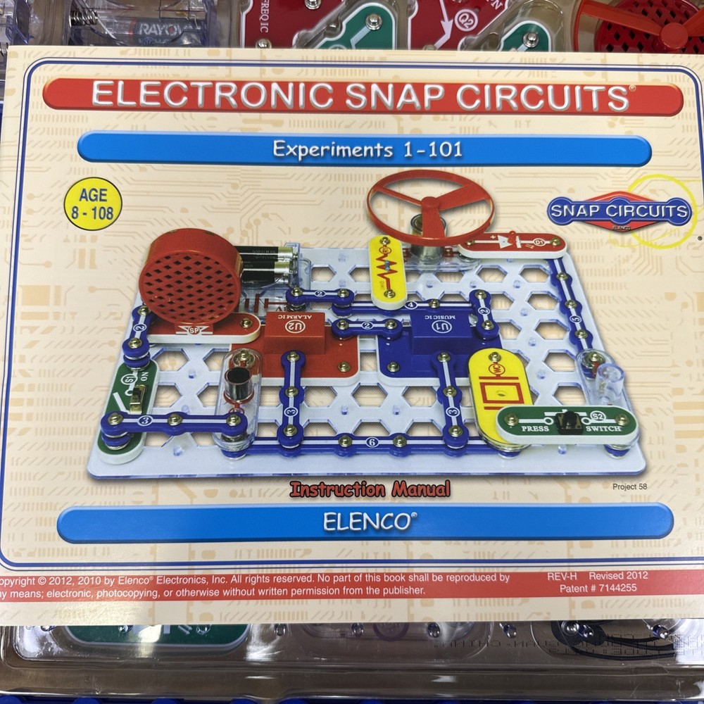 Elenco Electronic Snap Circuits Model SC-300 Project Kit Complete