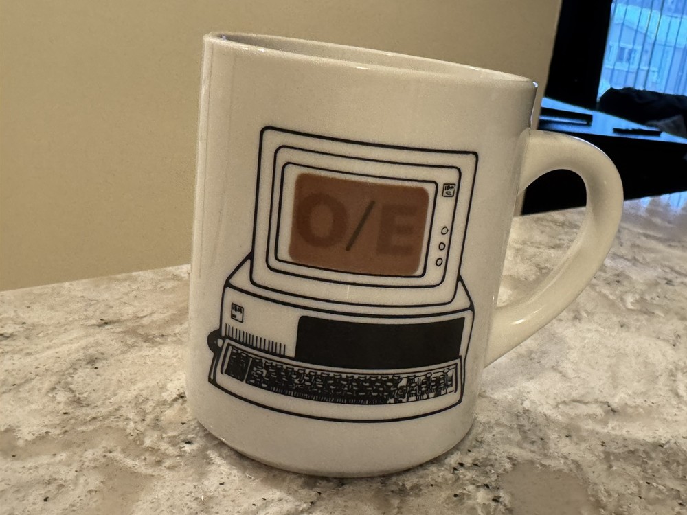 Vintage IBM Computer Mug W/ IBM PC Computer W/ Hidden Message O/E RARE * B173