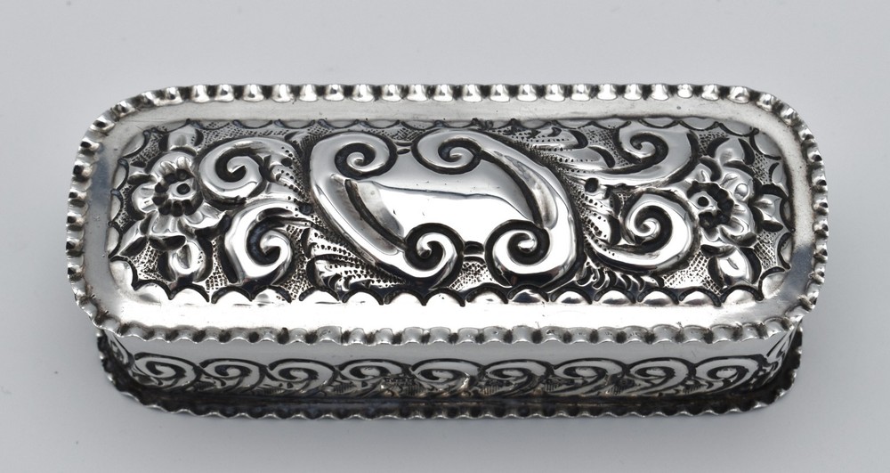 Antique Solid Silver Shaped Snuff Box victorian 1900 Repousse