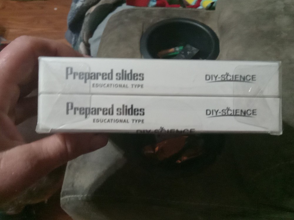 DIY SCIENCE (48) PLASTIC PREPARED MICROSCOPE EDUCATIONAL TYPE SLIDES SEALED