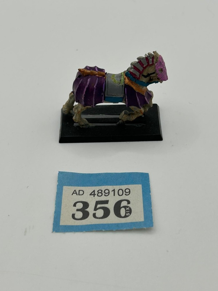Warhammer Fantasy steed.