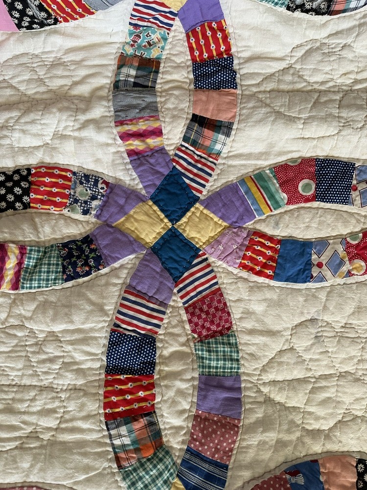 Antique Early Patchwork Pattern Wedding Ring Quilt