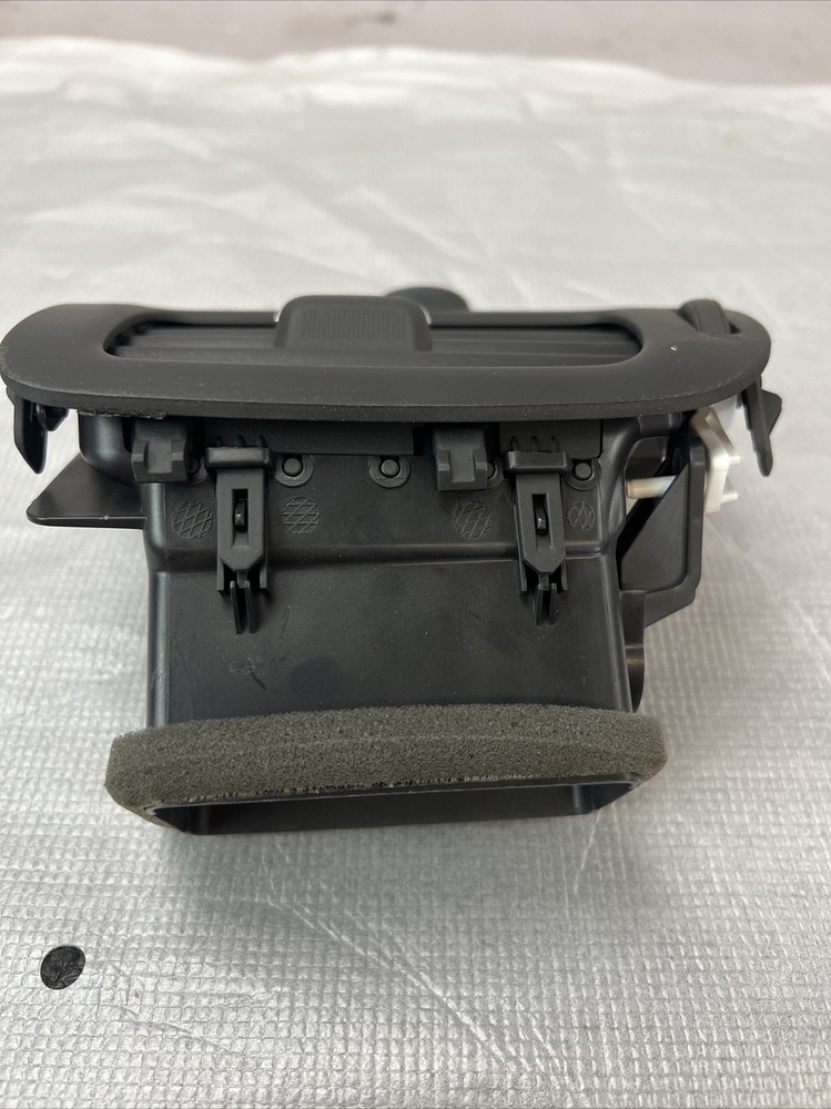 CHEVROLET VOLT 2011-2015 LH DRIVER SIDE OUTER AC VENT INFORMATION SWITCH OEM