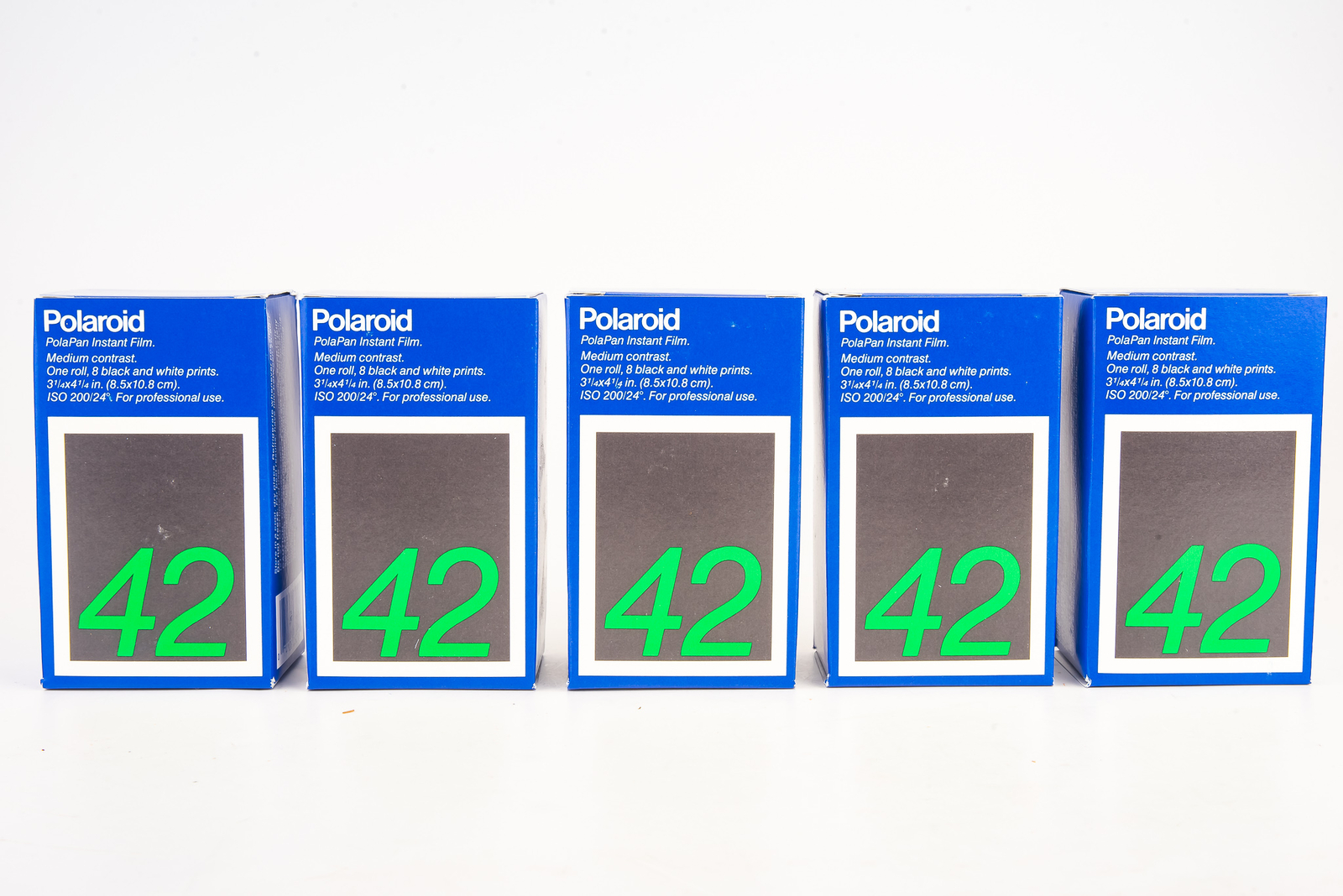 Polaroid INSTANT Roll Film Type 42 B&W 3 1/4 x 4 1/4'' Exp 1988 5 BOXES WORKS !