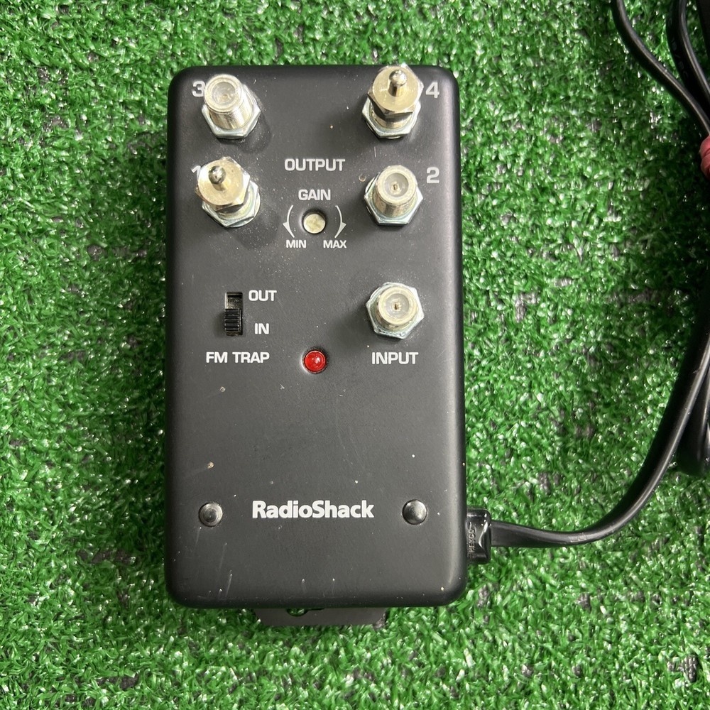 Radio Shack 75 Ohm Coax 4 Set Distribution Amplifier