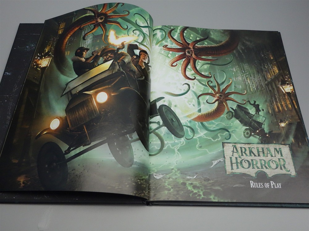 Arkham Horror - Deluxe Rulebook