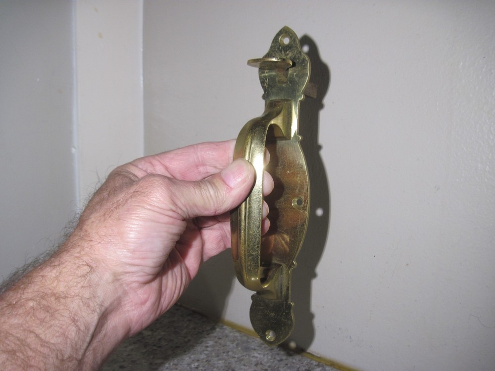 Vintage Solid Brass Door Pull Handle with Thumb Latch #9 / 9-1/8"