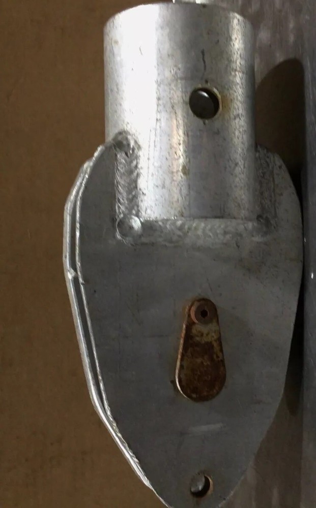 VINTAGE PULLEY HITCH D30