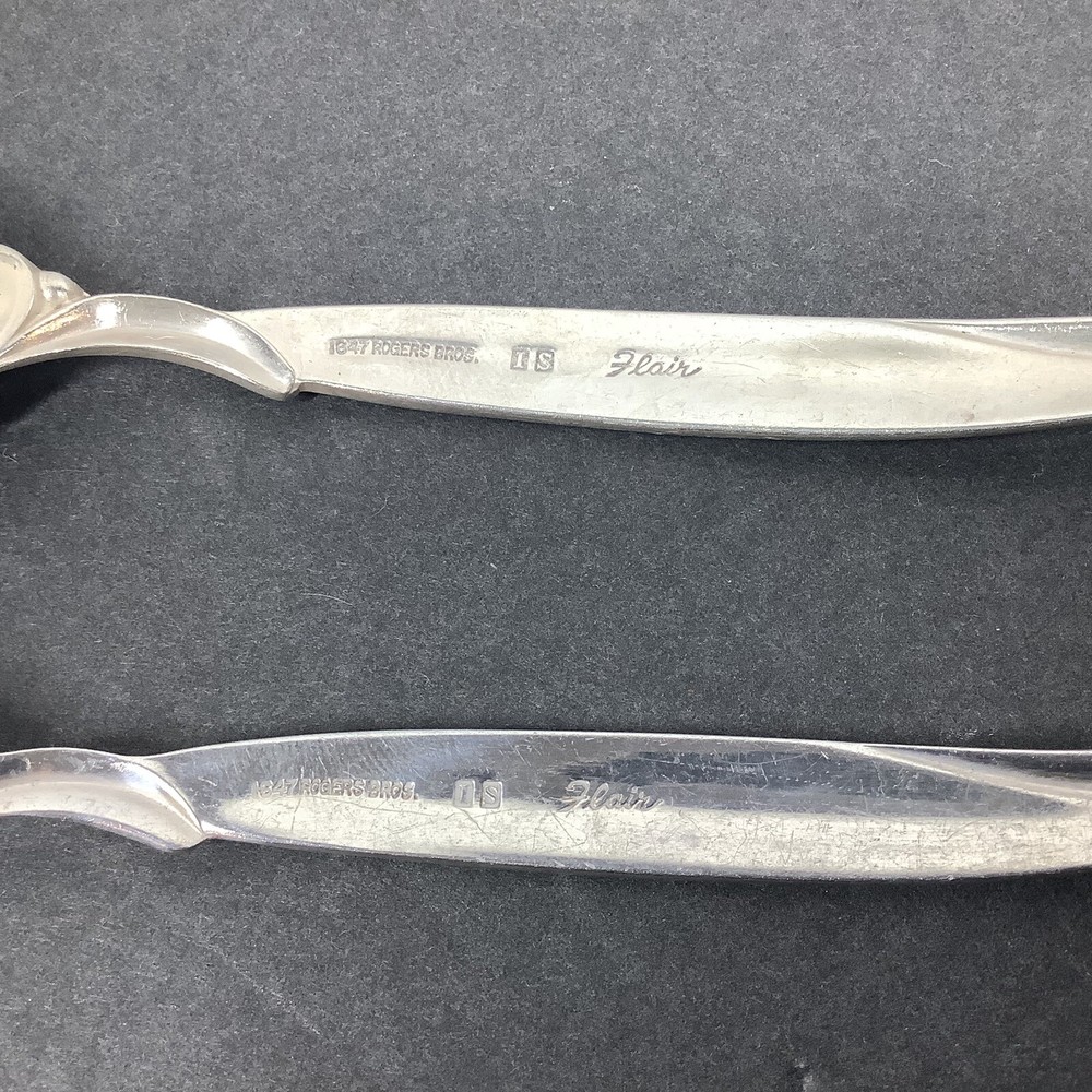 8 Teaspoons 1847 Rogers Bros Flair Silverplate Flatware Silverware