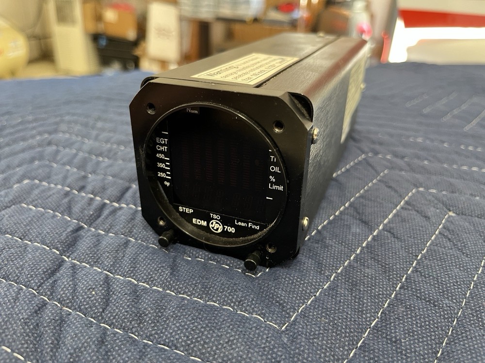 JPI JP Instruments EGT-701-6C Temp Indicator