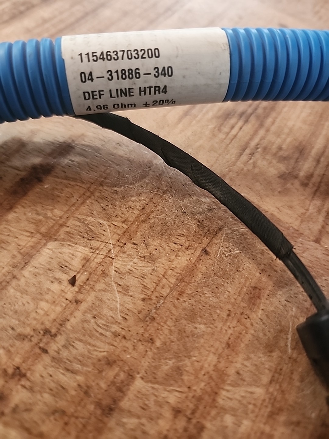 FREIGHTLINER 04-31886-340 Diesel Exhaust Fluid DEF Urea Line - Double Connection