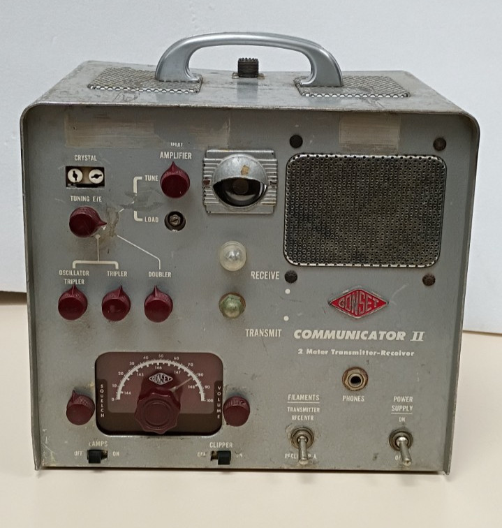 Gonset  Communicator II 2 meter Transmitter - Receiver/tubes  PARTS OR REPAIR