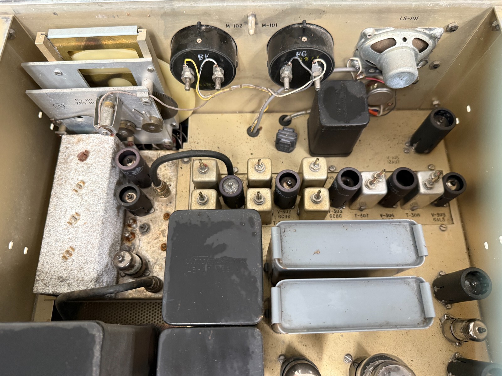 Nems Clarke 1670 Series Tube Receiver | Cold War Military Radio Special Purpose