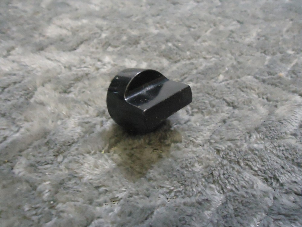 REPLACEMENT LOCKING KNOB FOR RIVAL 303 MEAT GRINDER ^