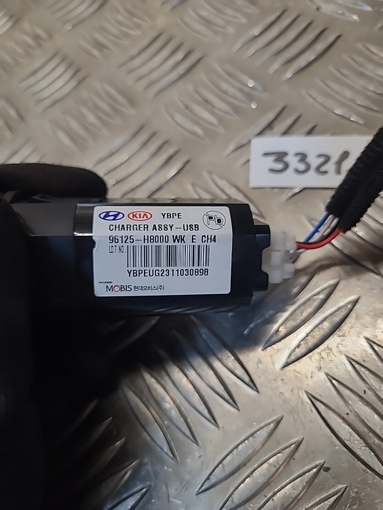 2024 KIA STONIC USB SOCKET CONNECTOR 96125-H8000