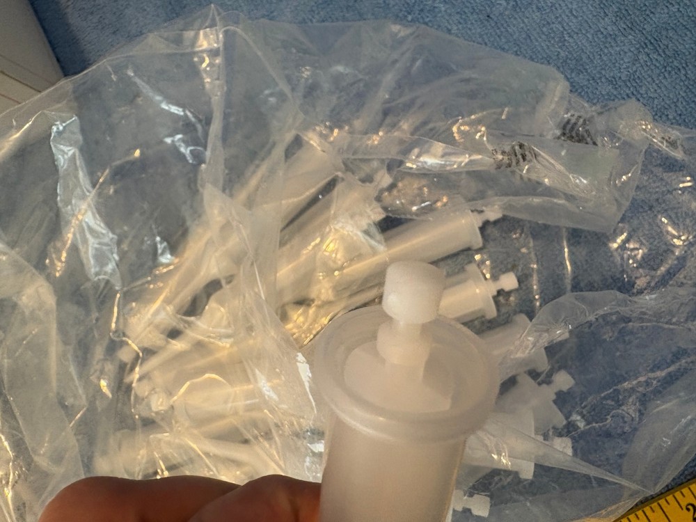 Eppendorf Maxitips P OPEN BOX ABOUT 66 UNUSED